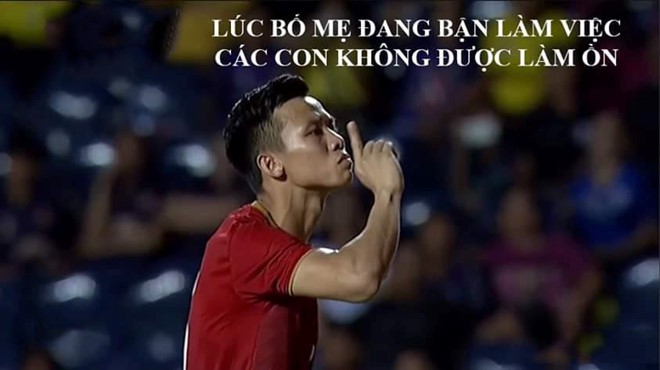 Mạng xã hội ngập tràn ảnh chế Quế Ngọc Hải ra hiệu Khẽ thôi cưng à - Ảnh 3. Mạng xã hội ngập tràn ảnh chế Quế Ngọc Hải ra hiệu Khẽ thôi cưng à - Ảnh 3.