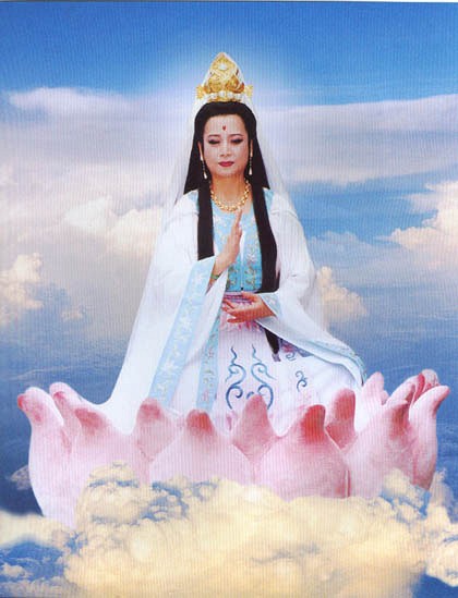 Quan Âm Bồ Tát Tả Đại Phân: Cuộc sống viên mãn sau vai diễn kinh điển, được khán giả sùng bái quỳ lạy - Ảnh 3. Quan Âm Bồ Tát Tả Đại Phân: Cuộc sống viên mãn sau vai diễn kinh điển, được khán giả sùng bái quỳ lạy - Ảnh 3.