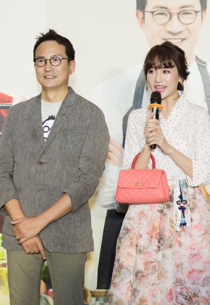 Hari Won: Tôi muốn vào showbiz Hàn Quốc nhưng sợ xa chồng - Ảnh 4. Hari Won: Tôi muốn vào showbiz Hàn Quốc nhưng sợ xa chồng - Ảnh 4.