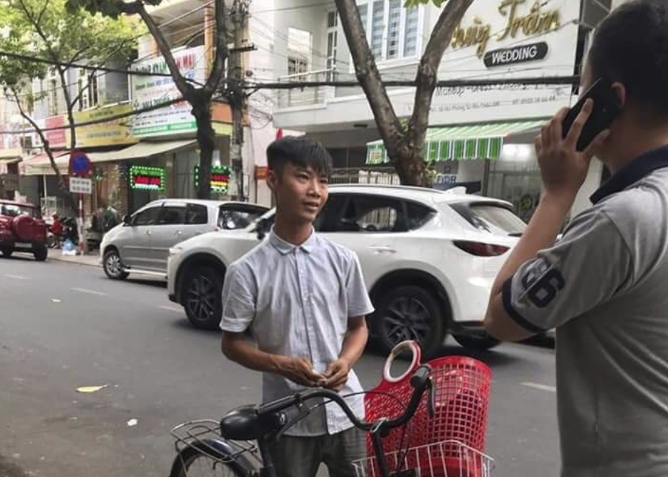 Danh giay chat chem Danh giay chat chem