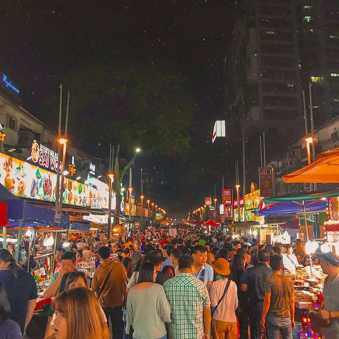 Càn quét ẩm thực đường phố tại 5 thiên đường ăn đêm nổi tiếng nhất Kuala Lumpur - Ảnh 1. Càn quét ẩm thực đường phố tại 5 thiên đường ăn đêm nổi tiếng nhất Kuala Lumpur - Ảnh 1.