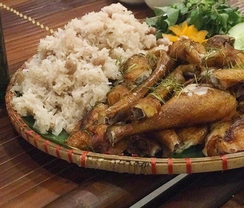 Quán ăn ngon trên đường từ Hà Nội đi làng Sen, Nghệ An - Ảnh 2.