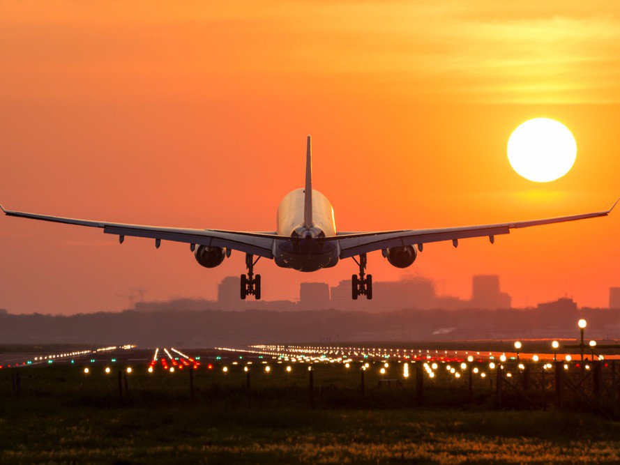 218658620-airplanes