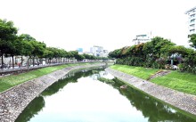 'Nếu có thể thì khôi phục sông Tô Lịch cho thuyền bè đi lại, đừng cống hóa'