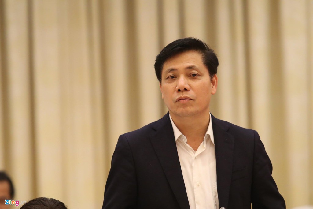‘Nếu làm đường sắt 200 km/h thì sau lại phải đập đi nâng lên 350 km/h’ - Ảnh 1. ‘Nếu làm đường sắt 200 km/h thì sau lại phải đập đi nâng lên 350 km/h’ - Ảnh 1.