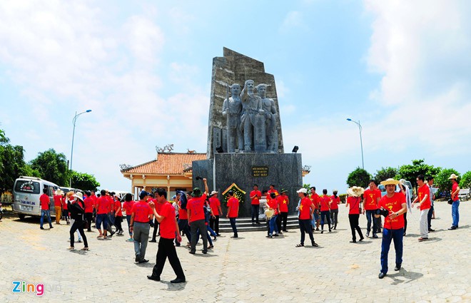 Quảng Ngãi chính thức thu phí du khách đến tham quan đảo Lý Sơn - Ảnh 2. Quảng Ngãi chính thức thu phí du khách đến tham quan đảo Lý Sơn - Ảnh 2.