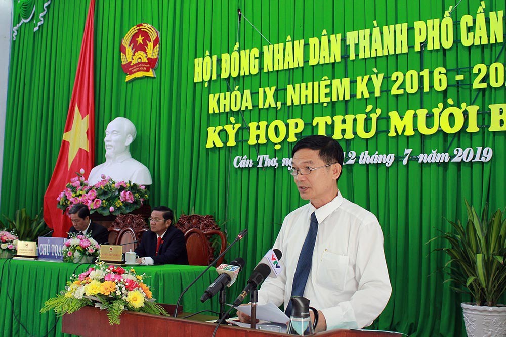Hàng chục đại lí ở Cần Thơ bán xăng của đại gia Trịnh Sướng - Ảnh 1. Hàng chục đại lí ở Cần Thơ bán xăng của đại gia Trịnh Sướng - Ảnh 1.