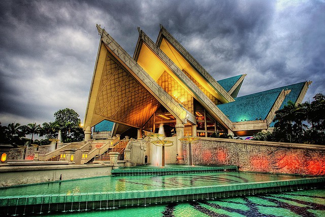 nha-hat-quoc-gia-istana-budaya-dang-cap-the-gioi nha-hat-quoc-gia-istana-budaya-dang-cap-the-gioi