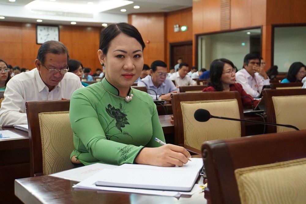 Nữ đại biểu HĐND rất buồn vì sáng kiến 'lu chống ngập' bị hiểu sai, chế giễu - Ảnh 1.