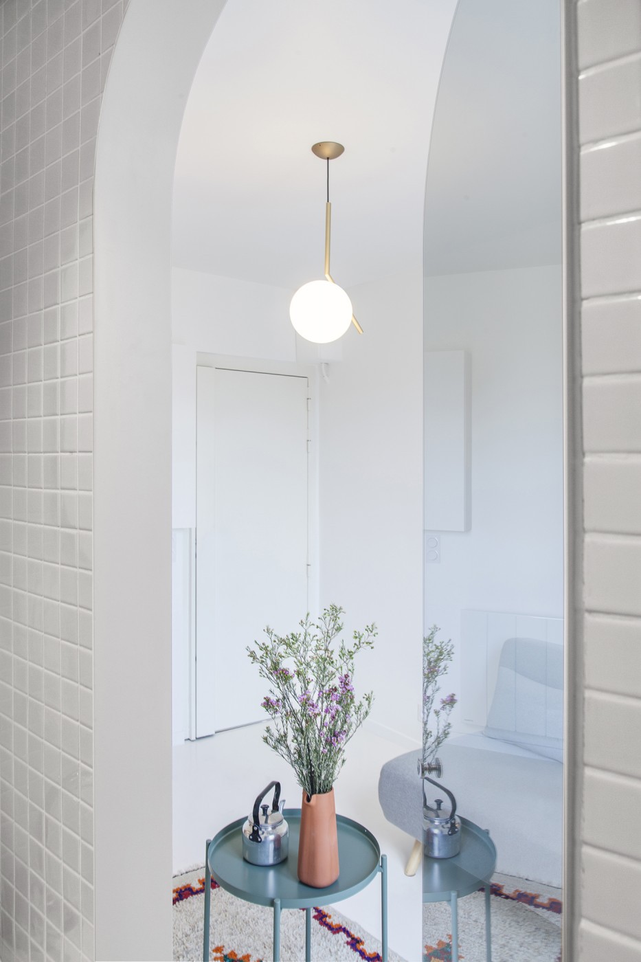 batiikstudio-architecture-interieur-paris-studio-petitesurface-chambre-de-bonne-designer-cadence-20-1 batiikstudio-architecture-interieur-paris-studio-petitesurface-chambre-de-bonne-designer-cadence-20-1