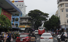 Đà Nẵng siết thời gian ô tô dừng đỗ để giảm ùn tắc các tuyến đường trung tâm