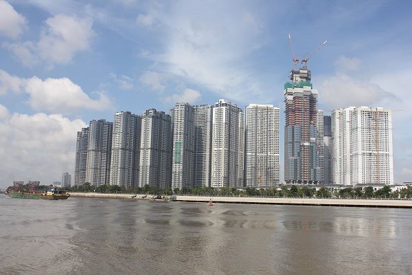 Vẫn loanh quanh định giá đất - Ảnh 1. Vẫn loanh quanh định giá đất - Ảnh 1.