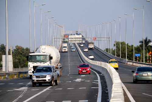 Nhiều nhà đầu tư nước ngoài dự thầu cao tốc Phan Thiết - Dầu Giây - Ảnh 1. Nhiều nhà đầu tư nước ngoài dự thầu cao tốc Phan Thiết - Dầu Giây - Ảnh 1.