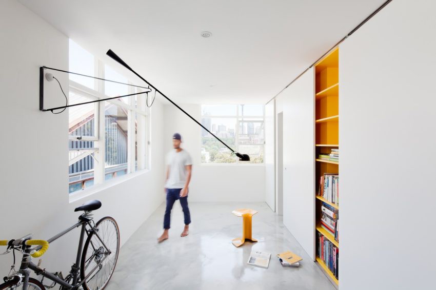 Mighty-Mouse-Apartment-00-850x566