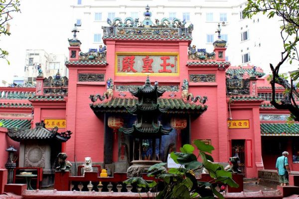 Chùa-Ngọc-Hoàng-sài-gòn-6-e1531102936513 Chùa-Ngọc-Hoàng-sài-gòn-6-e1531102936513