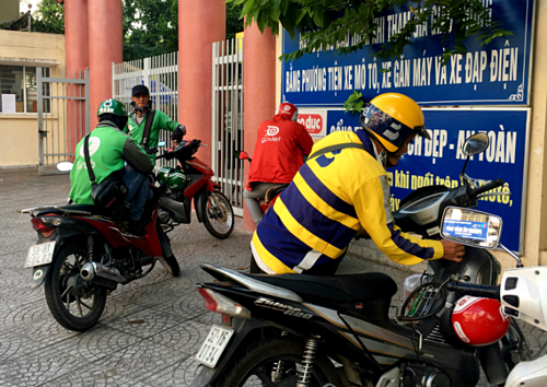 Giữ tài xế bằng tiền thưởng - cuộc chơi tốn kém trong ngành gọi xe - Ảnh 1. Giữ tài xế bằng tiền thưởng - cuộc chơi tốn kém trong ngành gọi xe - Ảnh 1.