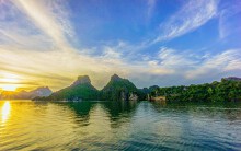 Vịnh Hạ Long vào top 10 điểm ngắm bình minh đẹp nhất thế giới