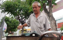 Nồi cháo trắng của ông xe ôm