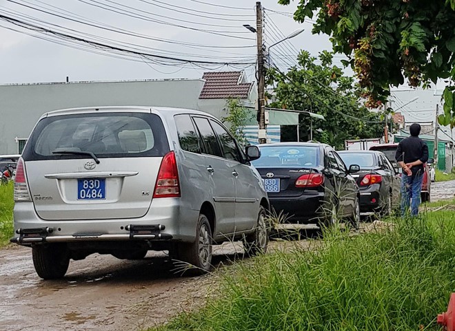 Trưởng đoàn đại biểu Quốc hội tổ chức tiệc cưới cho con 3 ngày liền - Ảnh 2. Trưởng đoàn đại biểu Quốc hội tổ chức tiệc cưới cho con 3 ngày liền - Ảnh 2.