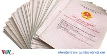 Thu hồi sổ hồng: Sự 'khủng hoảng' của hệ thống sai phạm nối tiếp sai phạm