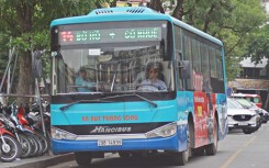 Lộ trình những tuyến xe buýt đi qua hồ Hoàn Kiếm