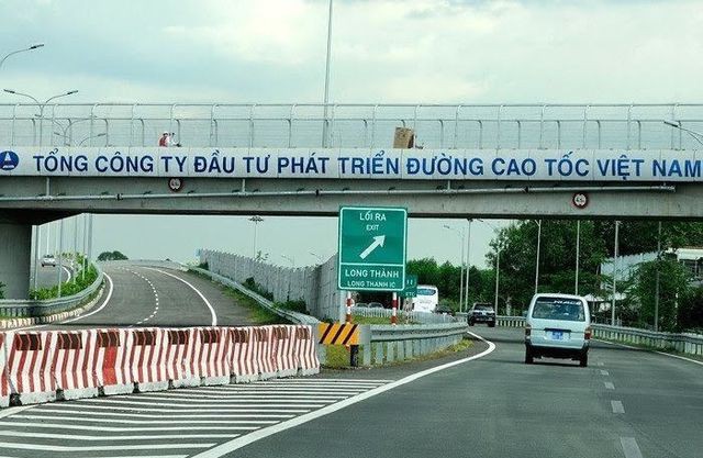 Bộ Giao thông đang kiểm tra những sai phạm của Tổng Giám đốc VEC - Ảnh 1. Bộ Giao thông đang kiểm tra những sai phạm của Tổng Giám đốc VEC - Ảnh 1.