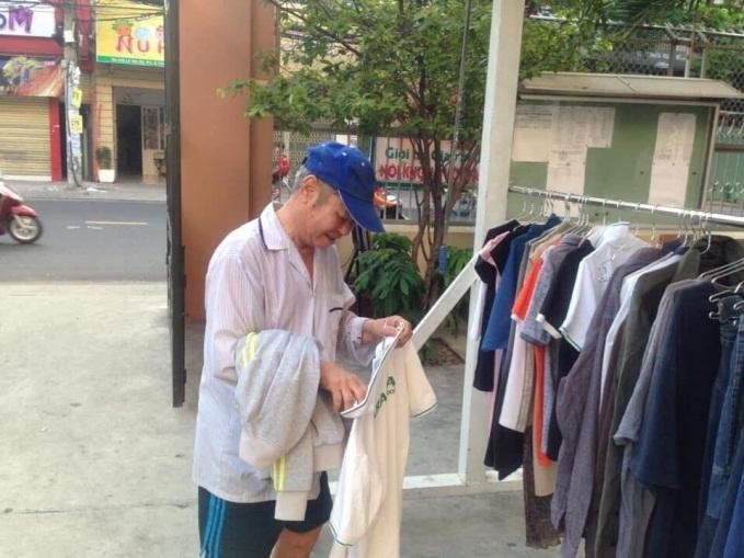 Cua hang quan ao 0 dong noi ai thieu den lay, ai du den cho hinh anh 7 