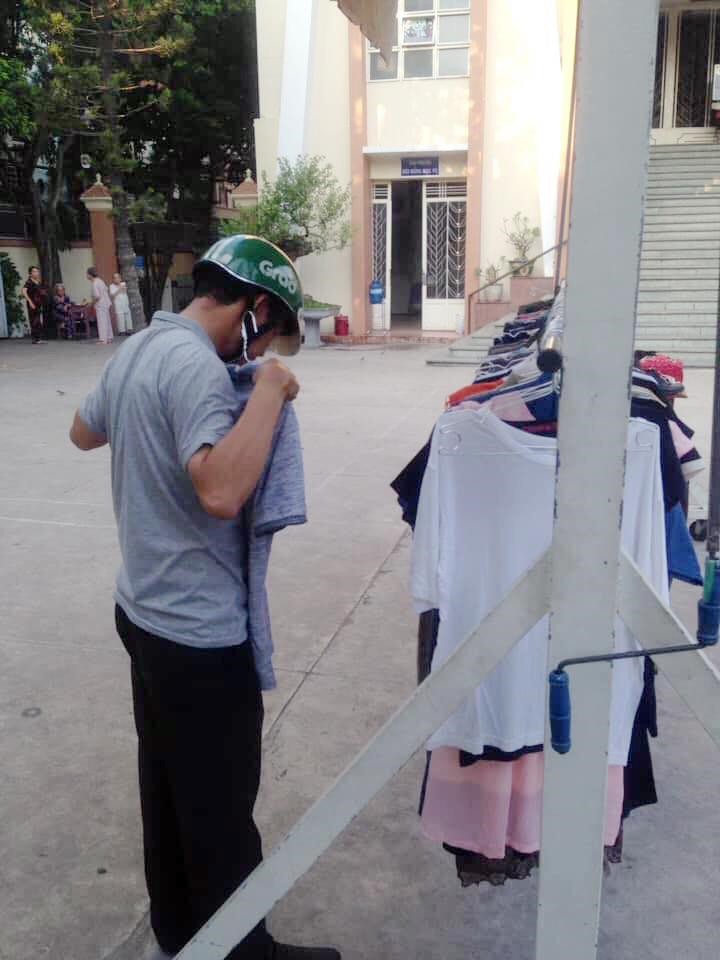 Cua hang quan ao 0 dong noi ai thieu den lay, ai du den cho hinh anh 8 