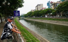Hé lộ nguyên nhân chính khiến thí điểm xử lí ô nhiễm sông Tô Lịch chậm có kết quả