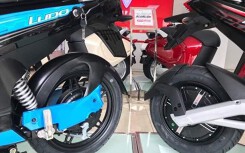 VinFast bất ngờ tung thêm 2 mẫu xe điện mới, giá khoảng 20 triệu đồng cho học sinh sinh viên