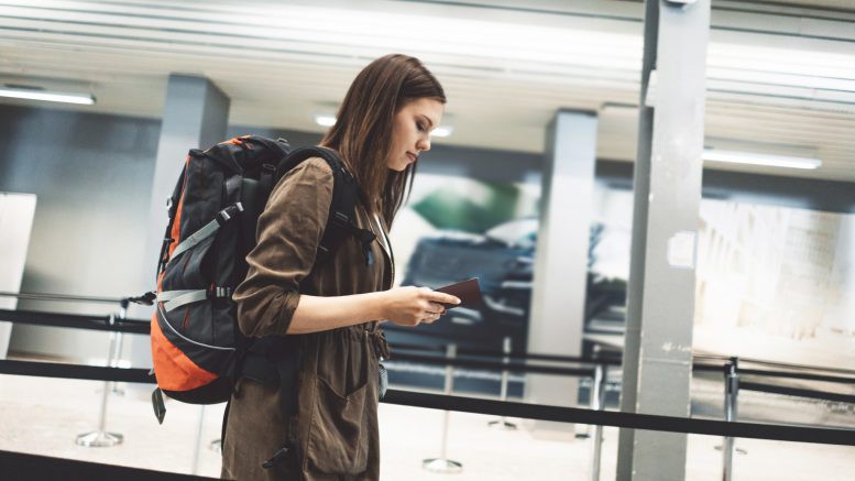 makeup-carry-on-luggage-777x437 makeup-carry-on-luggage-777x437
