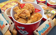 Jollibee, Tập đoàn vừa thâu tóm Coffee Bean & Tea Leaf bành trướng ra sao ở lĩnh vực nhà hàng và cà phê?