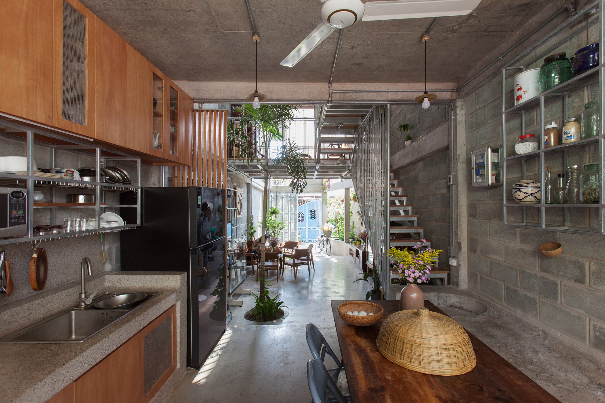 k59-atelier-home-studio-architecture-residential-self-designed-studios-vietnam_dezeen_2364_col_9 k59-atelier-home-studio-architecture-residential-self-designed-studios-vietnam_dezeen_2364_col_9