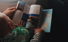 Mẹo hay cha mẹ nên áp dụng khi đi máy bay du lịch cùng con nhỏ