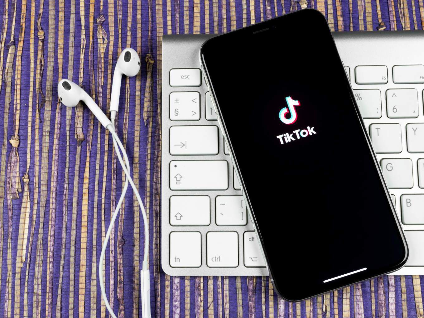 tiktok-1 tiktok-1