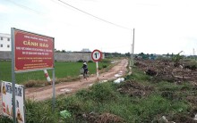 Bãi rác, nghĩa trang bị phân lô bán nền 'ma', tại sao cơ quan chức năng chỉ... cảnh báo?