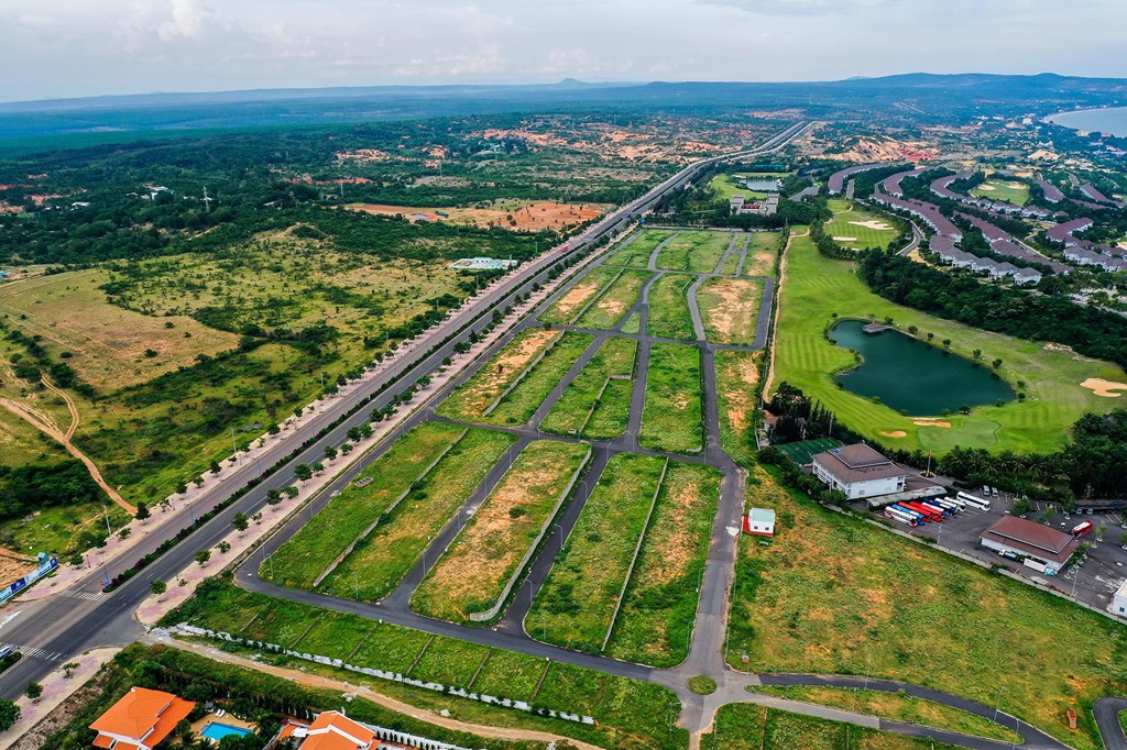 Hàng loạt dự án BĐS nghỉ dưỡng 'xếp hàng chờ' sân bay Phan Thiết - Ảnh 17. Hàng loạt dự án BĐS nghỉ dưỡng 'xếp hàng chờ' sân bay Phan Thiết - Ảnh 17.
