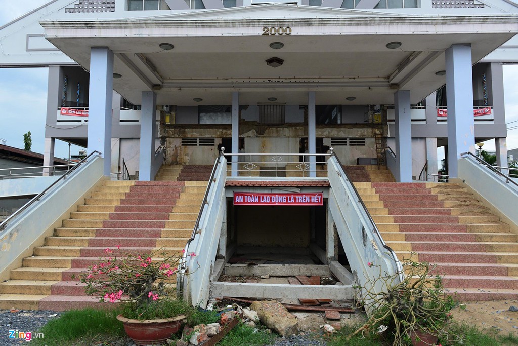 'Thần đèn' nâng nhà thờ rộng 900 m2 ở Sài Gòn cao lên 2 m - Ảnh 17. 'Thần đèn' nâng nhà thờ rộng 900 m2 ở Sài Gòn cao lên 2 m - Ảnh 17.