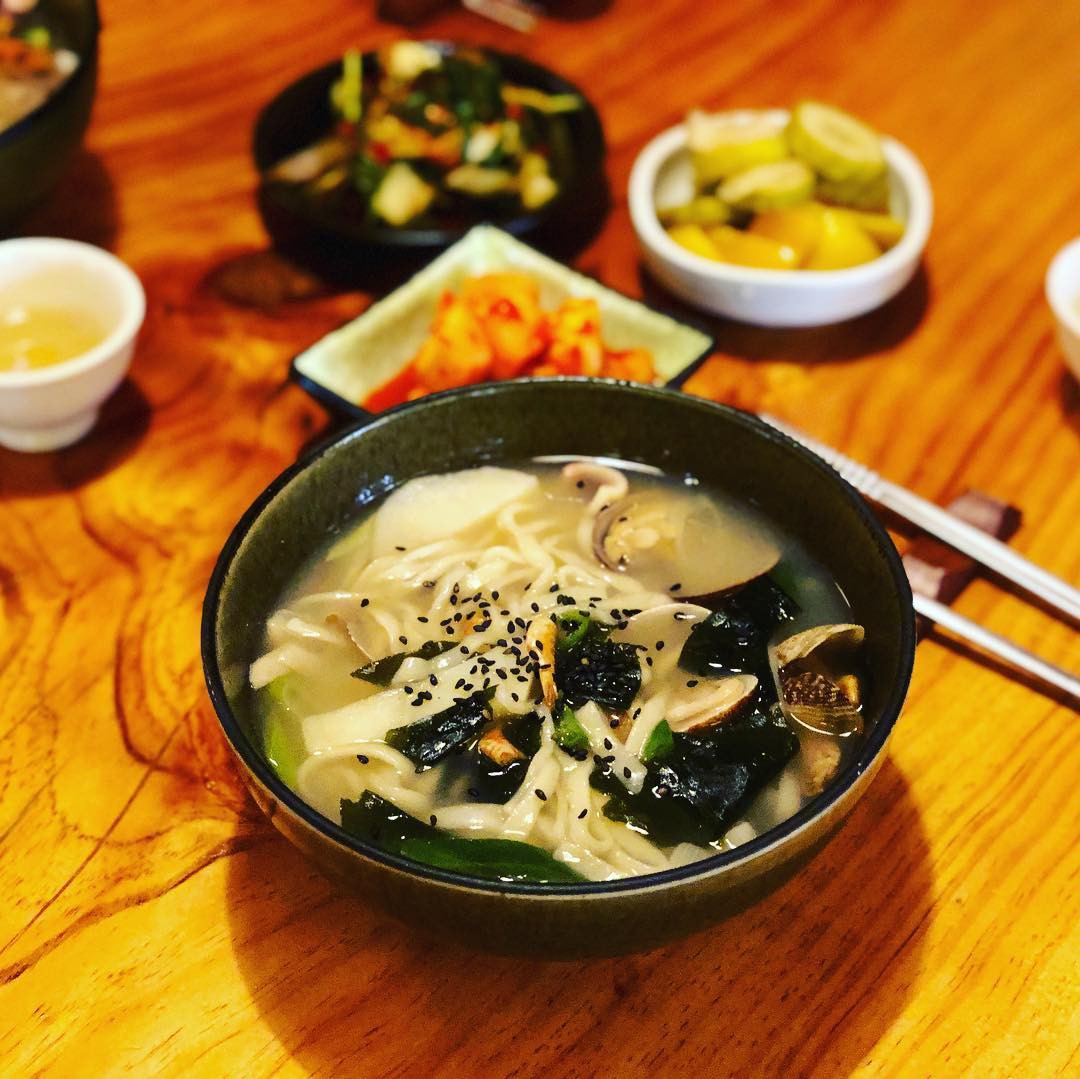 Không thể cưỡng lại sức hấp dẫn của 7 khu phố ẩm thực nổi tiếng nhất Seoul, Hàn Quốc - Ảnh 10.