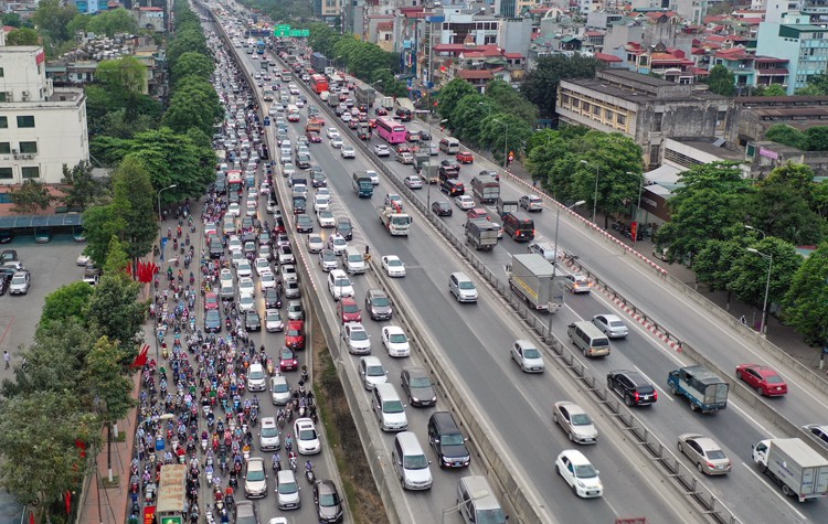 Hà Nội dự kiến thu phí ôtô từ ngoài vành đai 3 vào nội thành - Ảnh 1. Hà Nội dự kiến thu phí ôtô từ ngoài vành đai 3 vào nội thành - Ảnh 1.