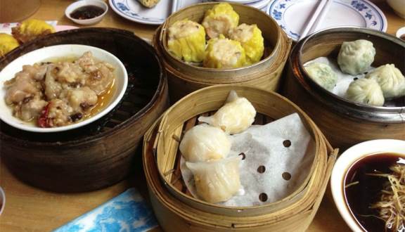 “Ngất ngây” với những món ăn vặt nổi tiếng nhất Singapore - Ảnh 3. “Ngất ngây” với những món ăn vặt nổi tiếng nhất Singapore - Ảnh 3.