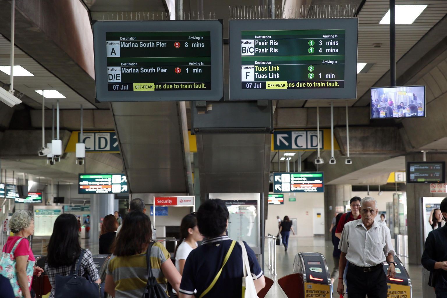 commuters-to-undergo-security-screening-at-jurong-east-mrt-station-on-april-5-as-part-of-preparedness-exercise_5c94713613f6e commuters-to-undergo-security-screening-at-jurong-east-mrt-station-on-april-5-as-part-of-preparedness-exercise_5c94713613f6e