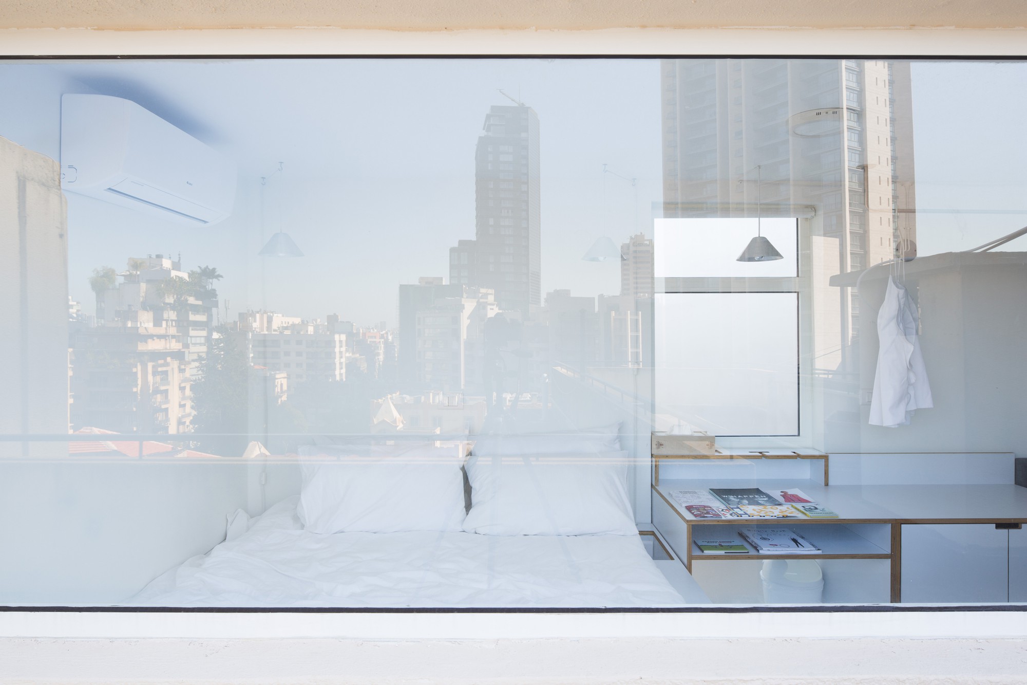 shoe-box-apartment-col_5