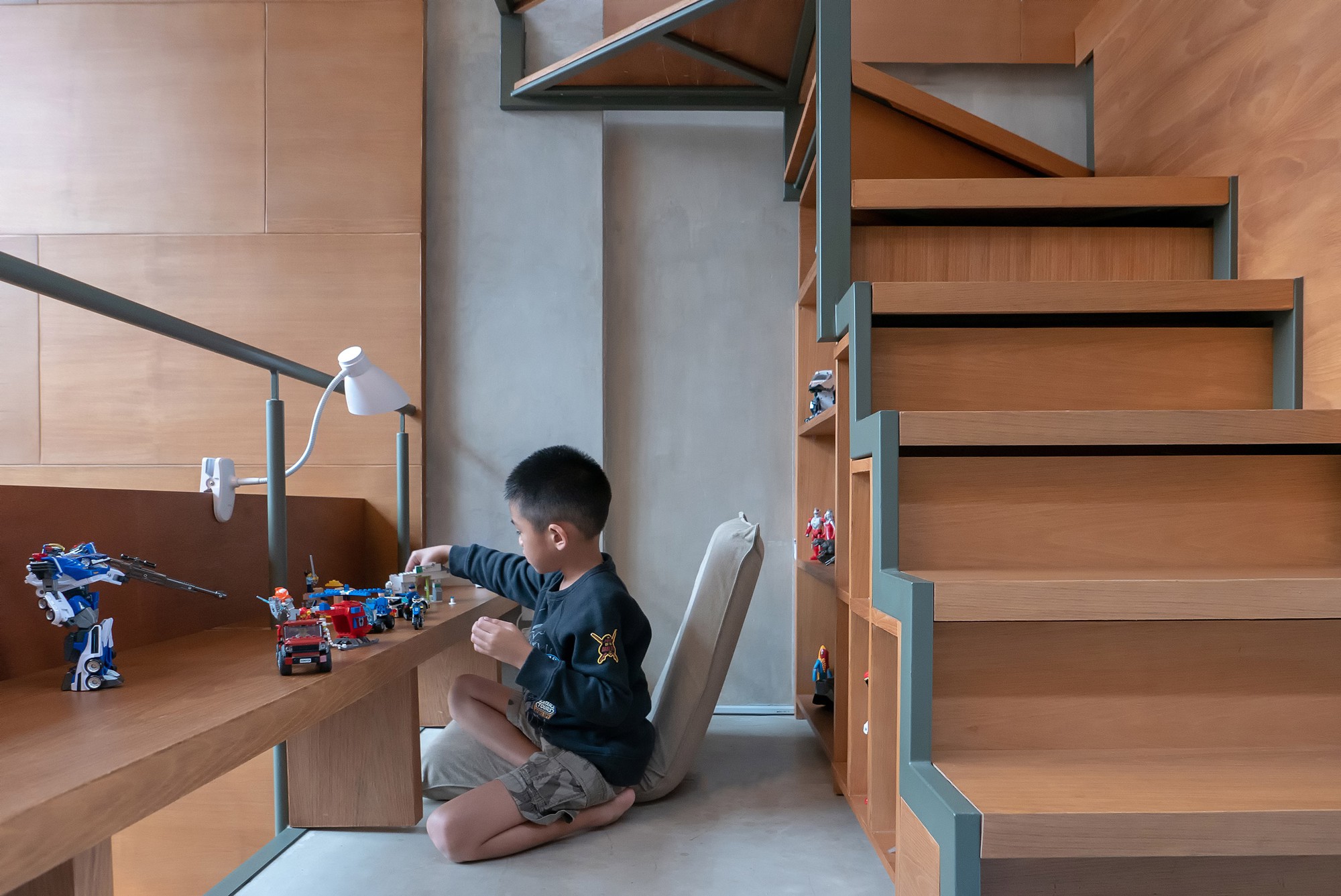 3500-millimetre-house-ago-architects-architecture-residential-indonesia-skinny-houses_dezeen_2364_col_2 3500-millimetre-house-ago-architects-architecture-residential-indonesia-skinny-houses_dezeen_2364_col_2