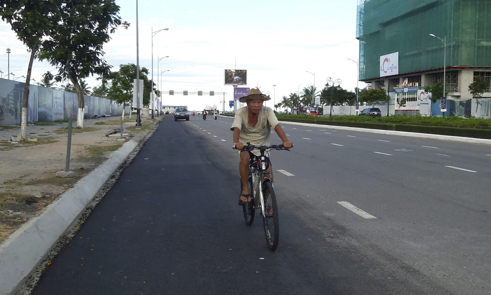 Dap xe cong cong Da Nang Dap xe cong cong Da Nang