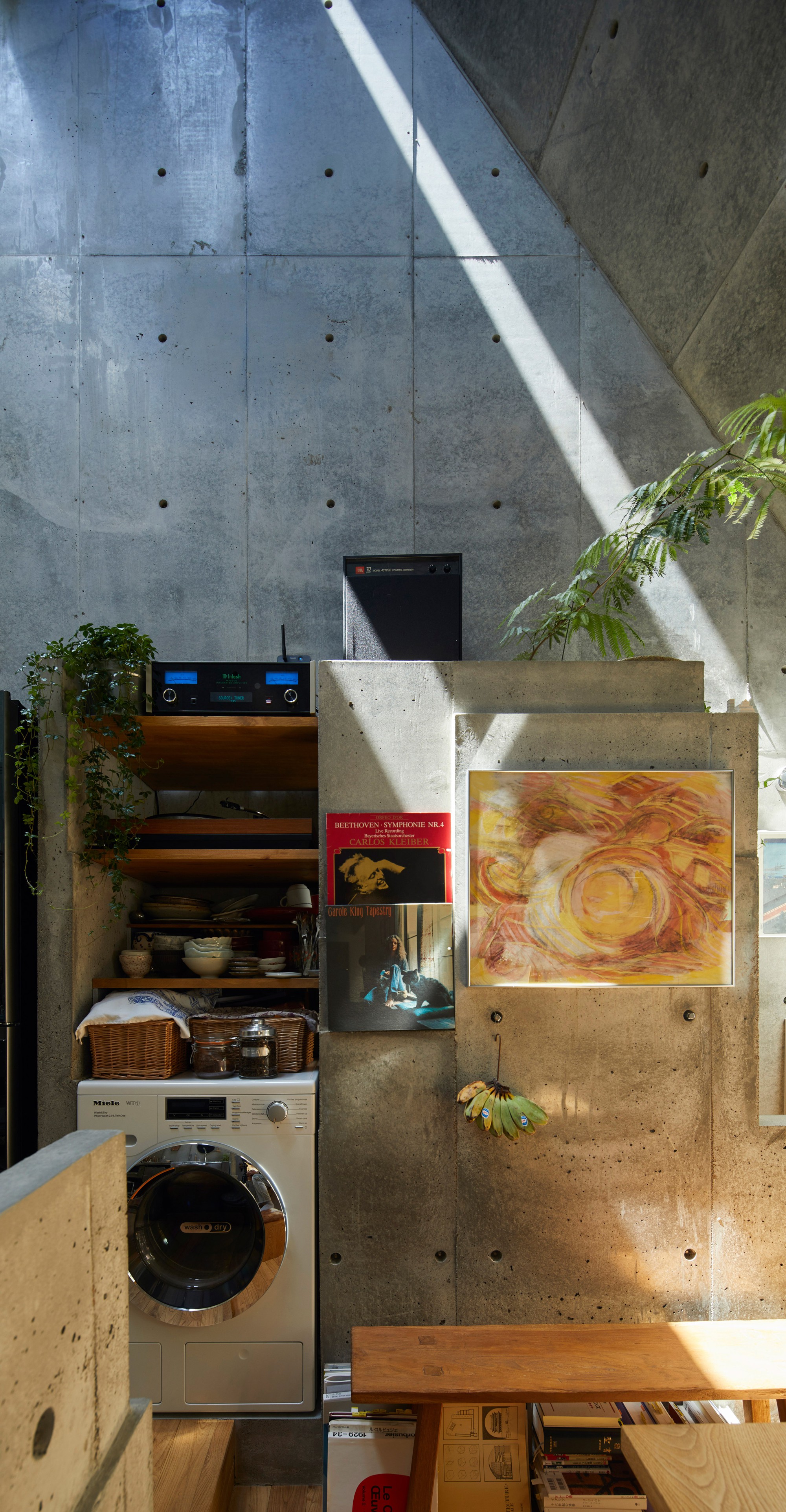 love2-love-2-house-takeshi-hosaka-tokyo-japan_dezeen_2364_col_4
