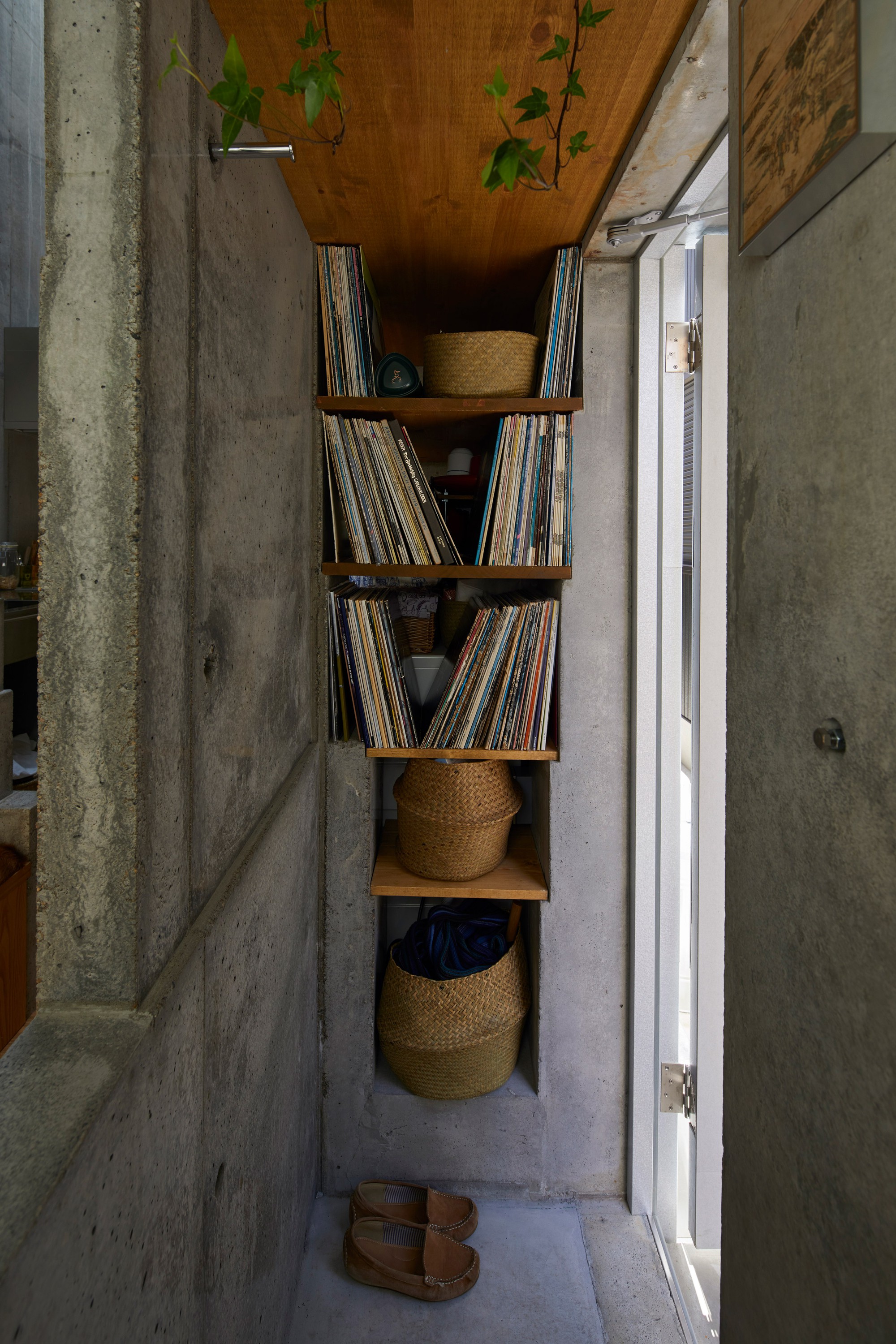 love2-love-2-house-takeshi-hosaka-tokyo-japan_dezeen_2364_col_5