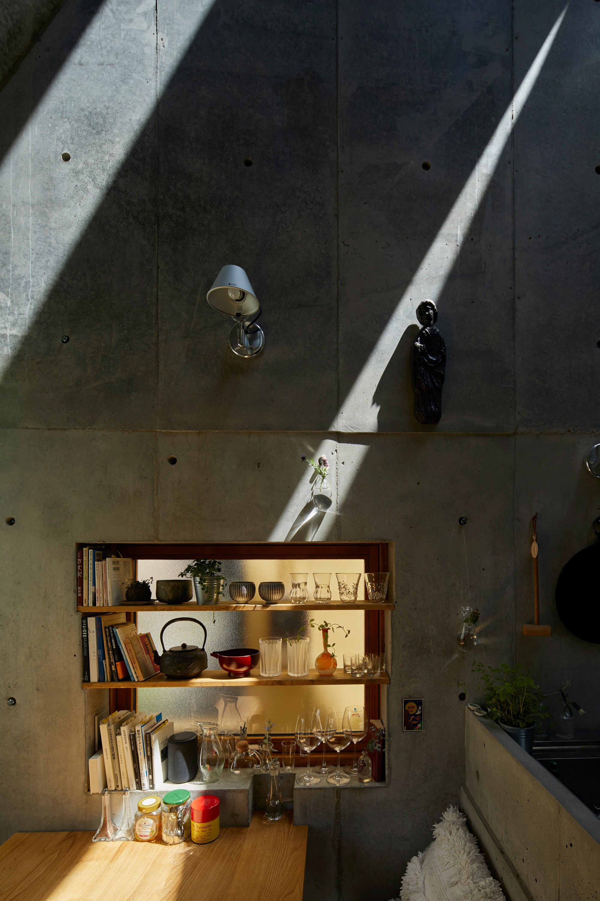 love2-love-2-house-takeshi-hosaka-tokyo-japan_dezeen_2364_col_7