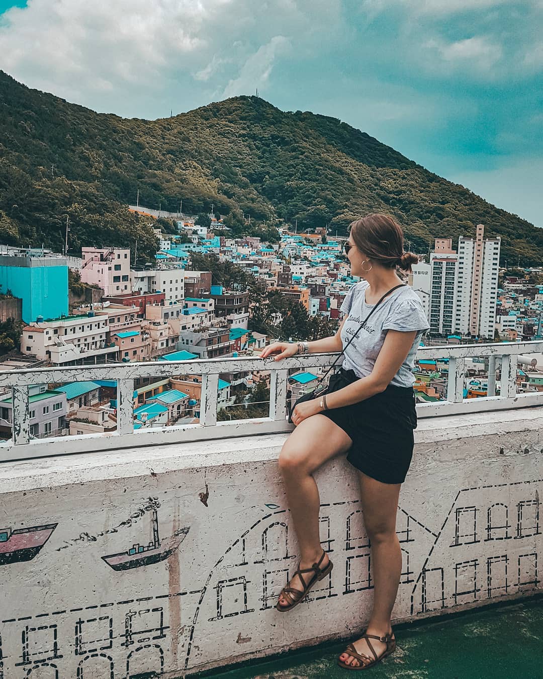 Lạc vào xứ sở thần tiên tại 3 ngôi làng bích họa “nổi rần rần” ở Hàn Quốc - Ảnh 12.