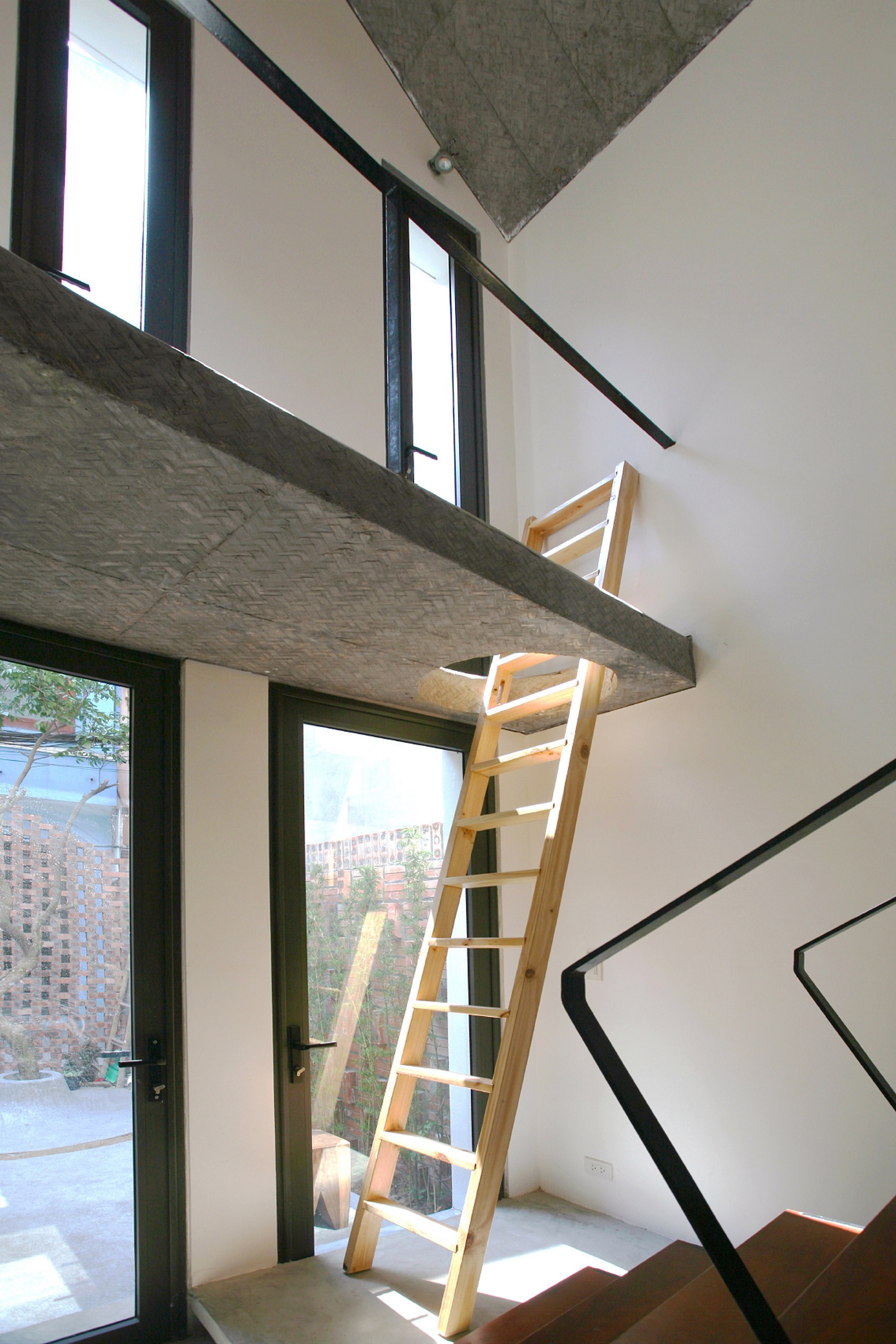 masion-t-hanoi-house-nghia-architect-vietnam-perforated-brick_dezeen_1704_8 masion-t-hanoi-house-nghia-architect-vietnam-perforated-brick_dezeen_1704_8